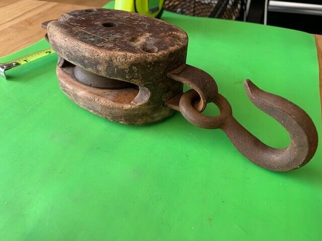 Vintage Lifting Pulley And Hook  Wood 1/2"