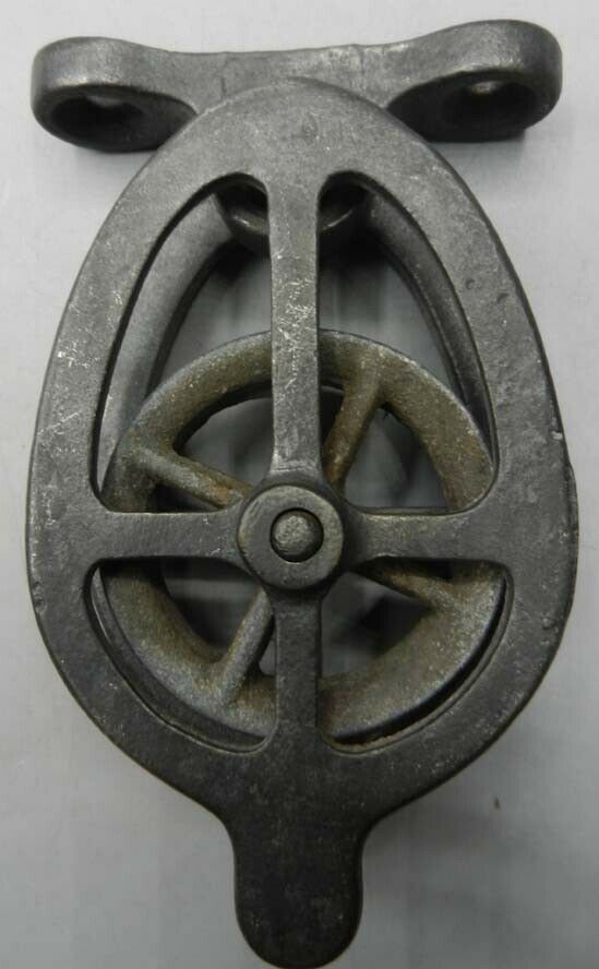 Vintage R.i. Tool Co. Patented Galvanized Cast Iron Birdcage Pulley 5" X 3"
