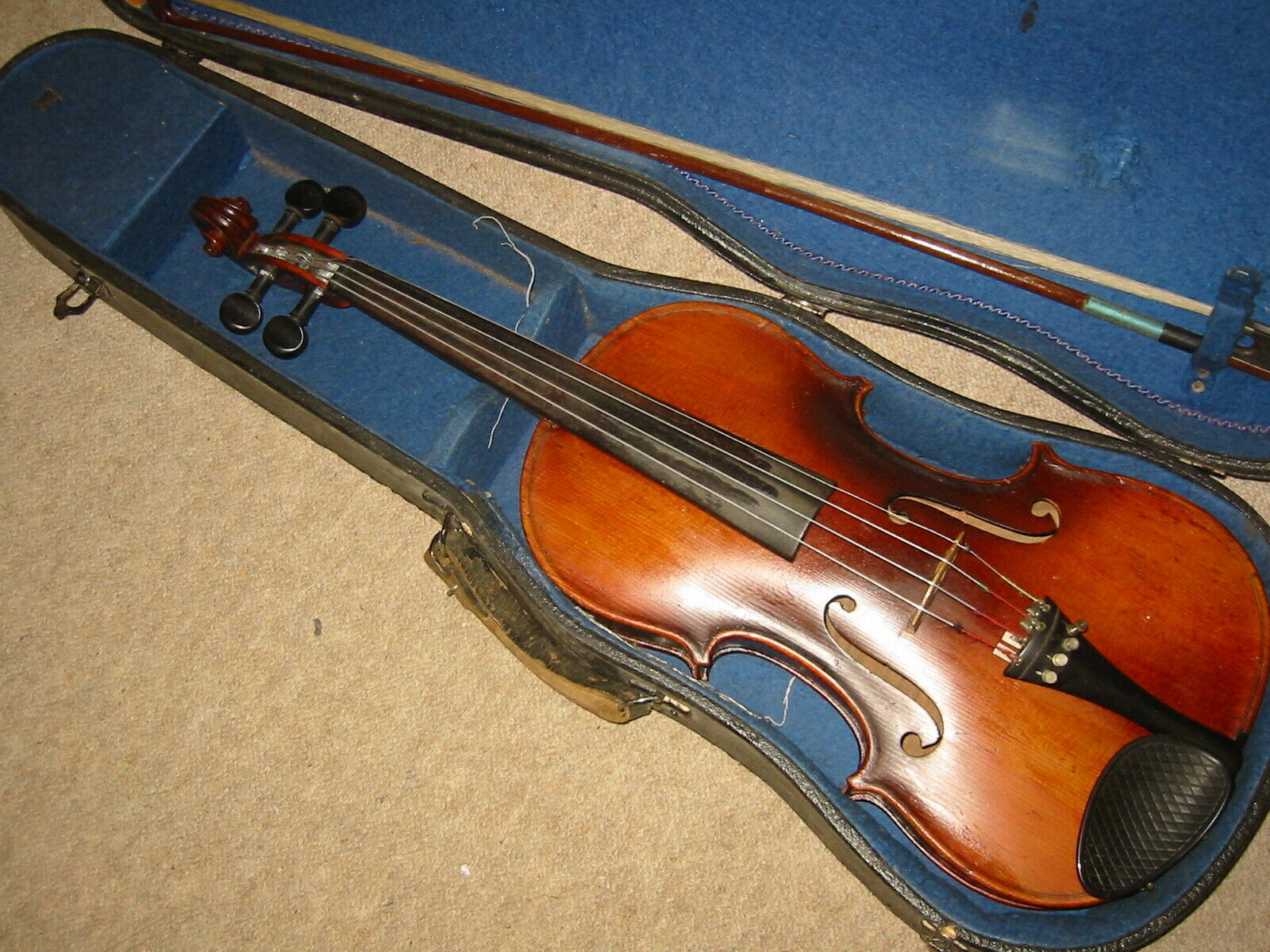 Old Viola Needs Service & Cleaning, Nicely Flamed Back And Side!