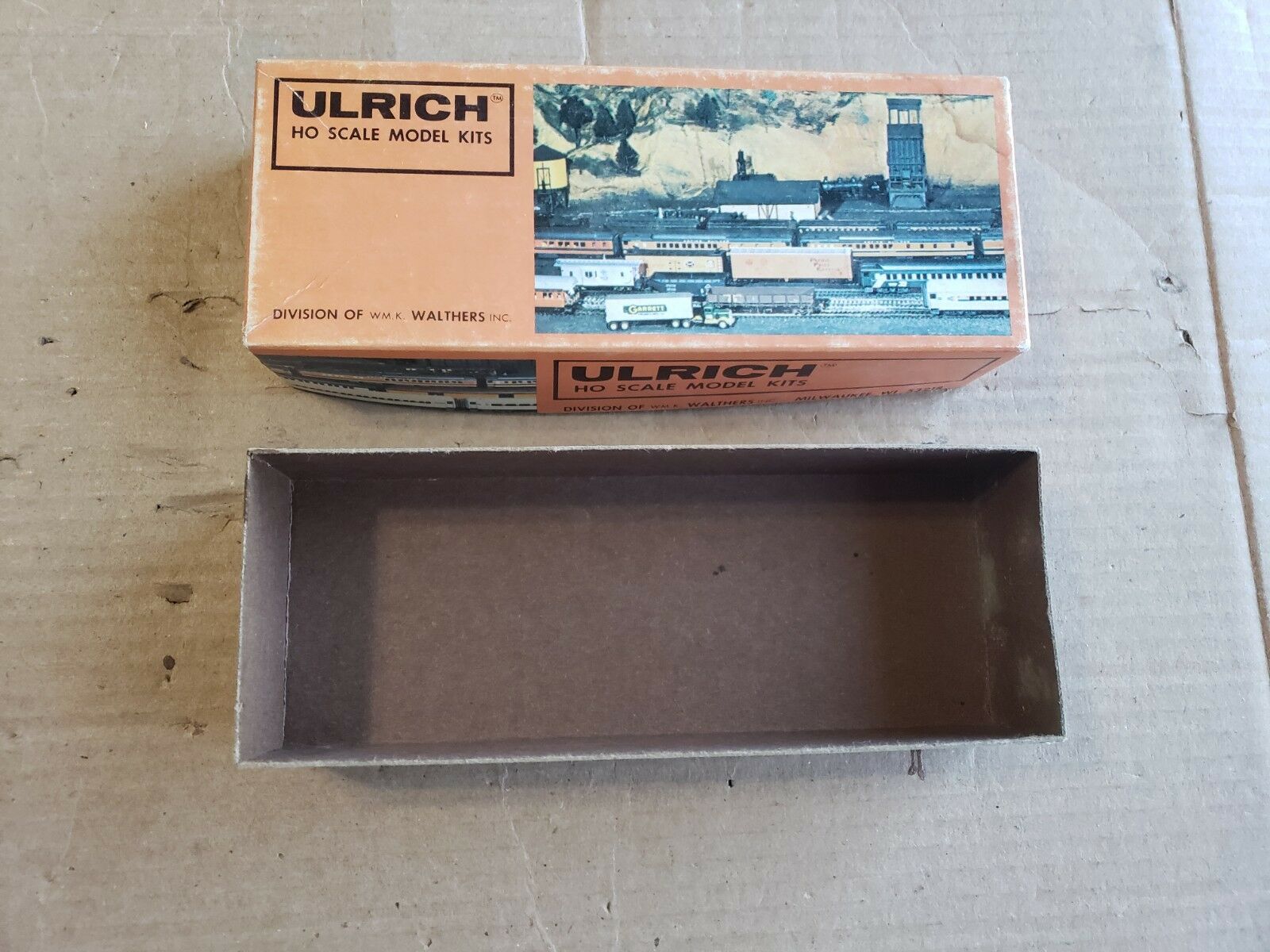 Ulrich Ho Undecorated 52' Comp. Gondola Less Trucks Box #931-196 (empty)