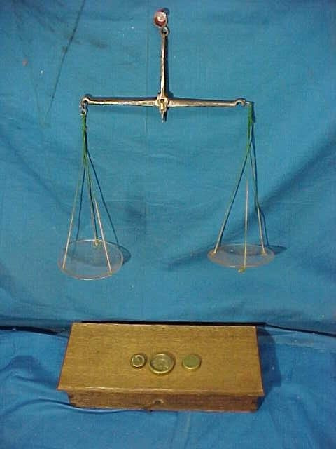 19thc Apothecary Small Balance Scale W Glass Pans Orig Wood Case